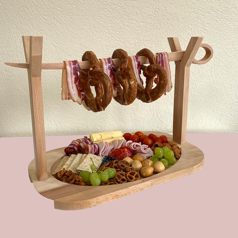 Daska za posluživanje od drveta bukve sa sabljom