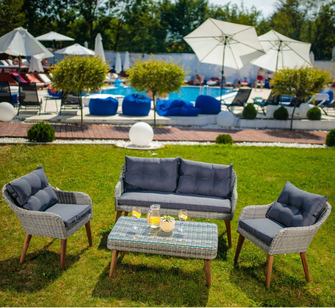 Baštenska Garnitura Labrinth - Drvo - PE Ratan