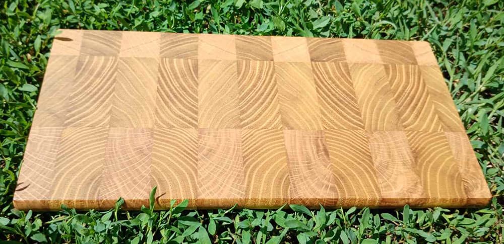 Kuhinjska daska od čeonog bagrema 260 x 130 x 13 mm