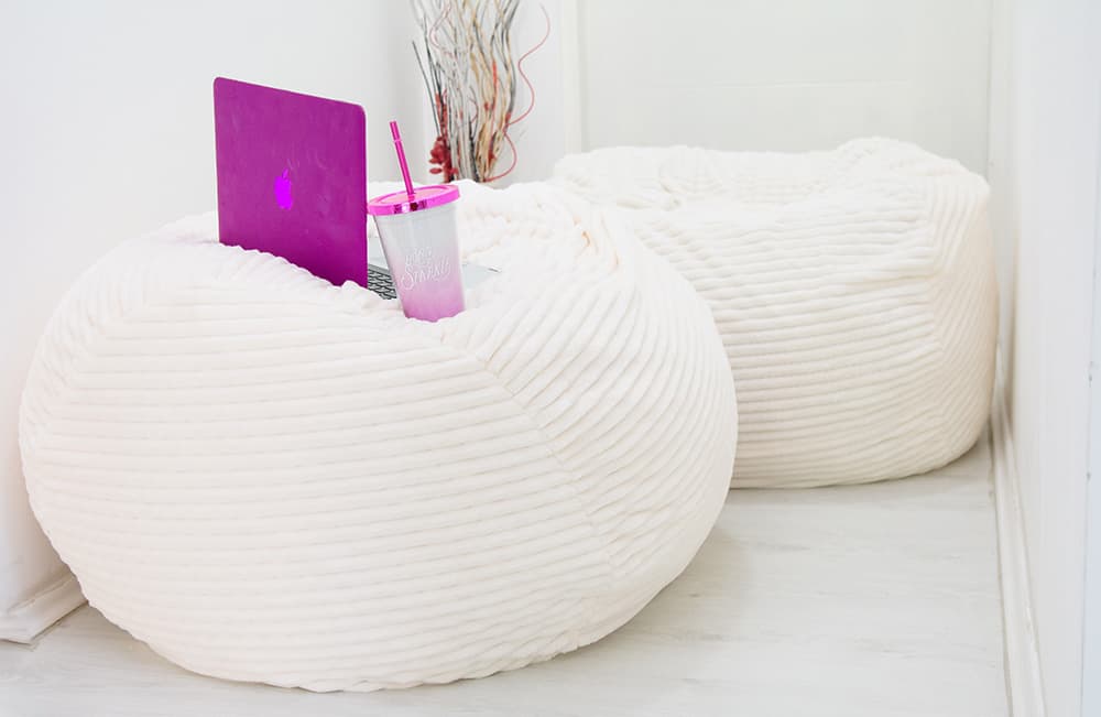 Lazy Bag Extra Jumbo štraftice beli od mikrofibera