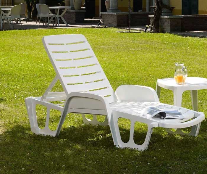 Ležaljka sa podesivim naslonom LF Bela