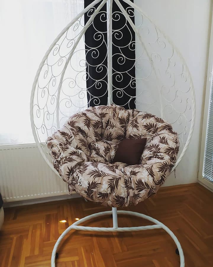 Ljuljaška Jaje - Metalna Domestico WHITE sa jastukom FLORA BROWN