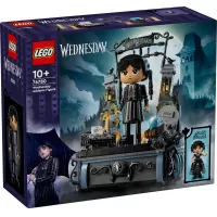 Kliknite za detalje - LEGO® Wednesday 76780 Sreda Adams – Figura