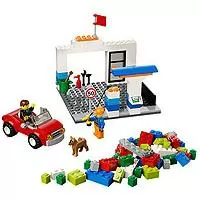 Kliknite za detalje - LEGO® Bricks and More Kocke - Plavo koferče sa kockama LE10659