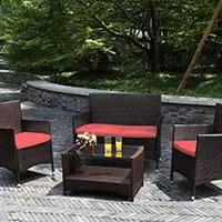 Kliknite za detalje - Baštenski Set Od Wicker Ratana Quito - 2 Fotelje, Dvosed i Sto Sa Staklom - Crveni Jastuci