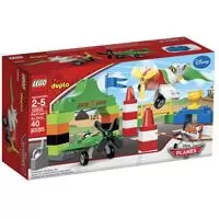 Kliknite za detalje - LEGO® DUPLO® kocke Disney Planes - Ripslingerova trka LE10510