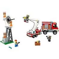 Kliknite za detalje - LEGO® City kocke - Vatrogasci - Specijalni vatrogasni kamion  LE60111