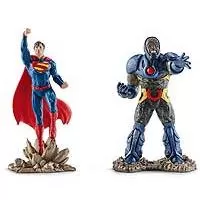 Kliknite za detalje - Schleich figure Supermen protiv Darksajda 22509