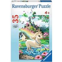 Ravensburger puzzle Dečije puzle - 35 - Unicorn Castle  35 delova RA08765