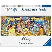 Kliknite za detalje - Puzzle Ravensburger Panorama 1000 delova -  Disney Group Photo