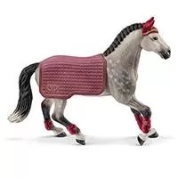 Kliknite za detalje - Schleich Figure Konji - Trakenenska kobila sa opremom za turnir 42456