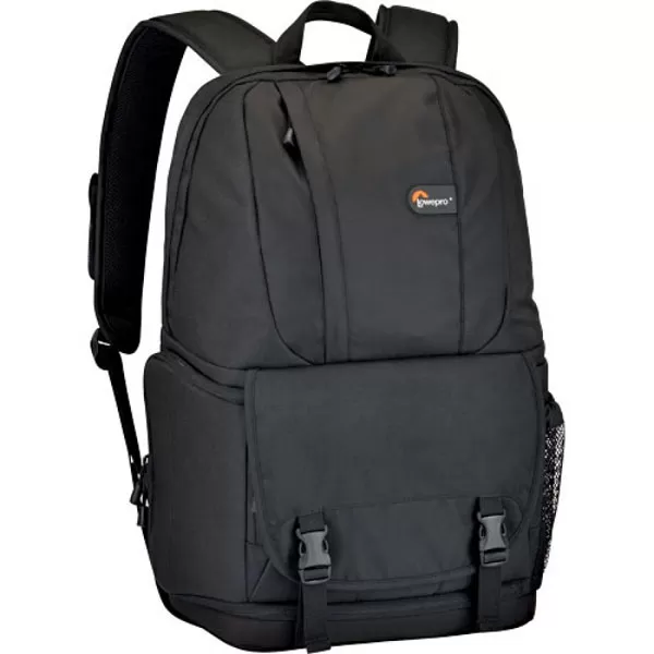 Lowepro Fastpack 200 Ranac Crni 12628 - Krećite se ceo dan uz lagan i udoban Fastpack 200 ranac. Štiti vaš digitalni SLR fotoaparat i pruža puno prostora za smeštanje vaše dodatne opreme. Bočni džepovi omogućuju brz i jednostavan pristup vašim stvarima. - Slika