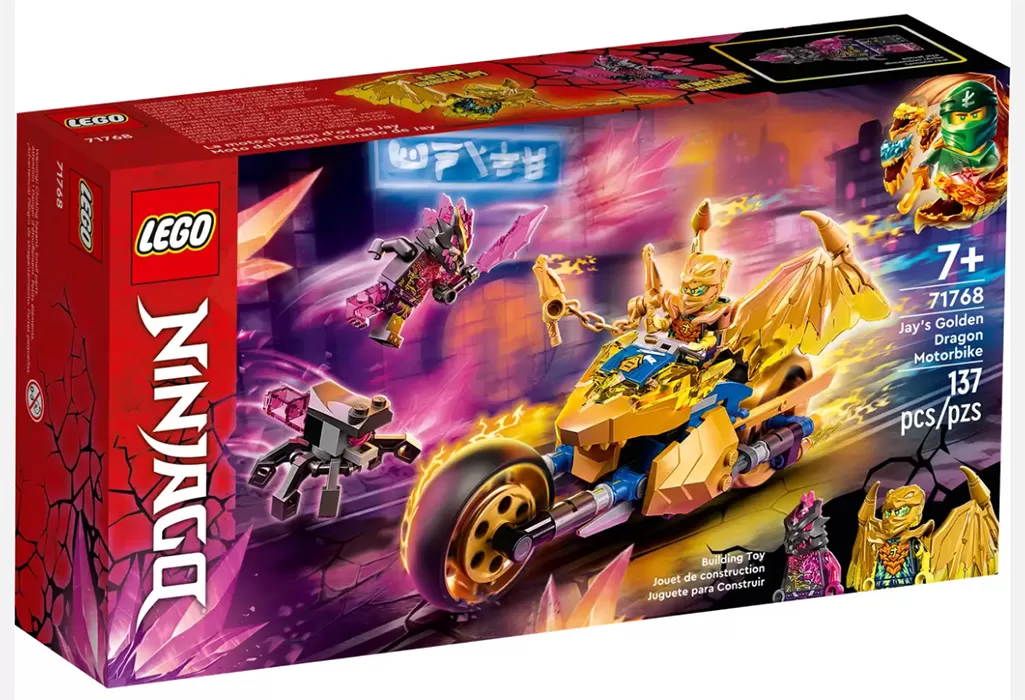 LEGO® NINJAGO® Kocke Džejov motor Zlatni zmaj 71768 - LEGO® NINJAGO® kocke Džejov motor Zlatni zmaj imaju sve što treba nindža fanovima 7+ da ožive scene iz serije NINJAGO®: Crystallized.  Motor ima glavu zmaja i zlatne bočne panele, a Džej zlatna krila! - Slika