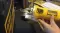 DeWalt ugaona brusilica mala DWE4157 - thumbnail 1