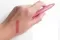 Revlon balzam u olovci Honey 001 - thumbnail 2