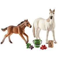 Kliknite za detalje - Schleich Figurice Domaće životinje - Konji - Mustang kobila i ždrebe 42390