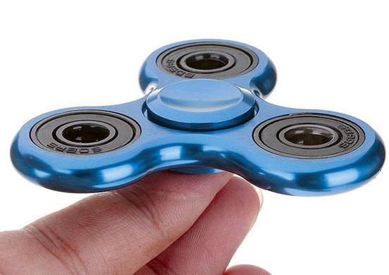 fidget spinner cena
