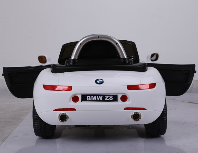 Dečiji automobil na akumulator BMW Z8 Beli - thumbnail 2